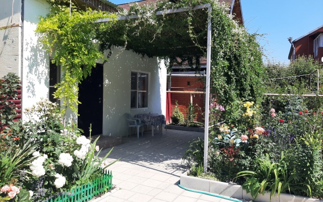V Chastnom Sektore Furnished Rooms