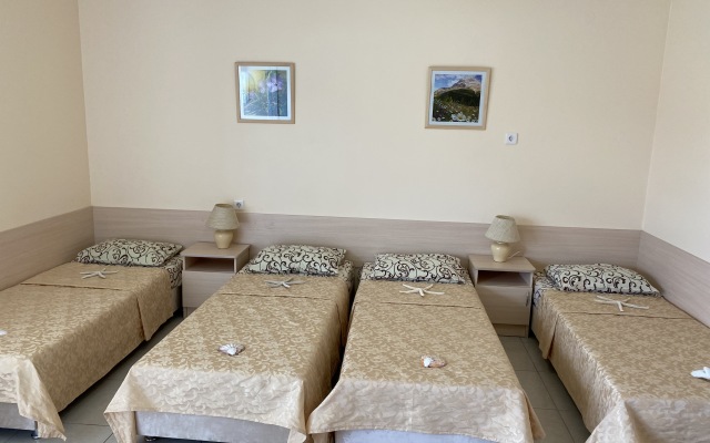 Rakushka Blaga Guest House