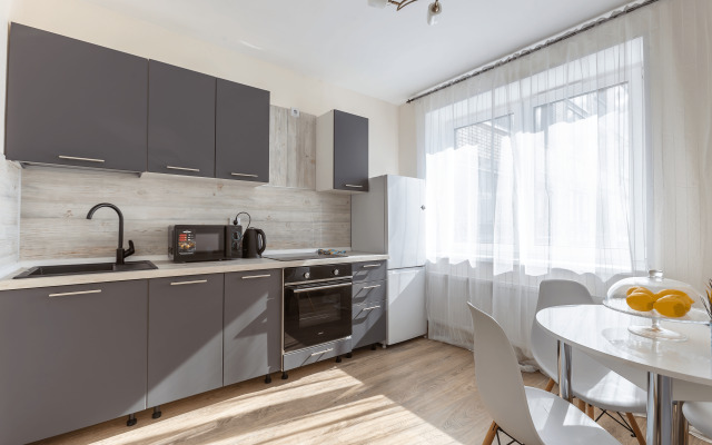 Uezdny Pr. D11, 6 Etazh Apartments