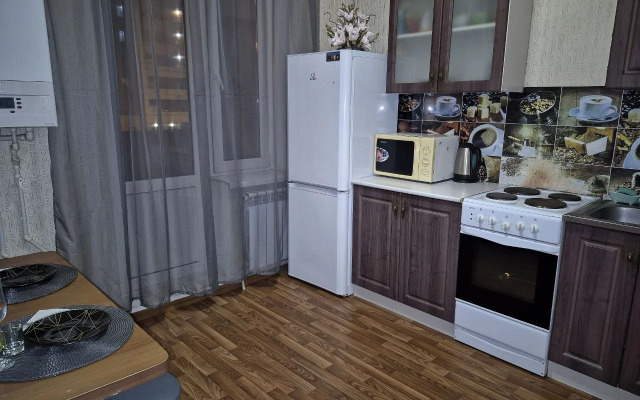 Квартира на Баха 10