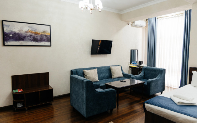 Ravan Hotel
