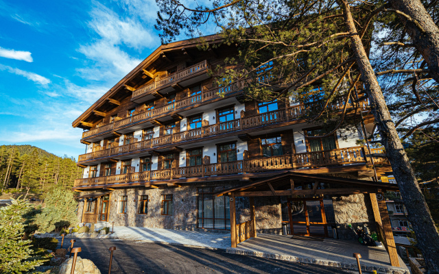 Ozon Arkhyz Hotel