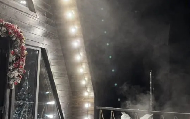 Zelyonyj Dom A-Freym Glamping