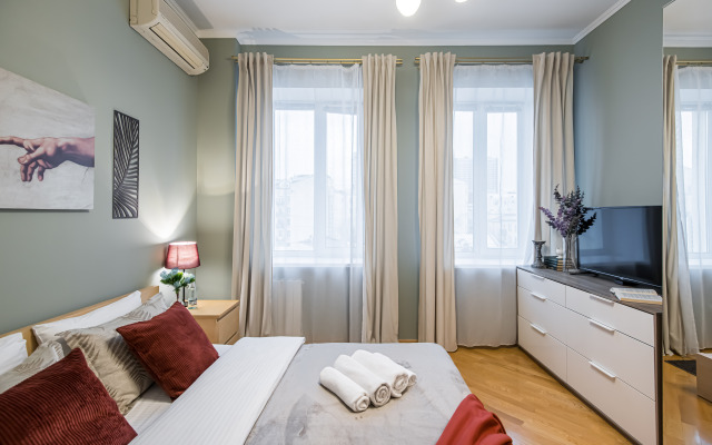 GM Jelitnaja chetverka na Arbate Apartments
