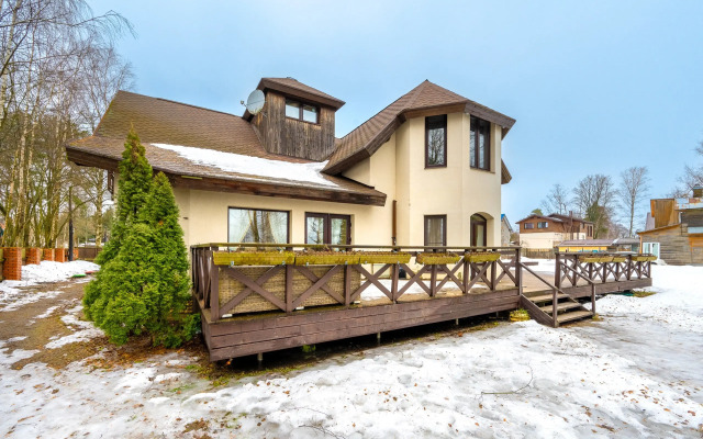 Частный дом в Сестрорецке с Баней и Бассейном