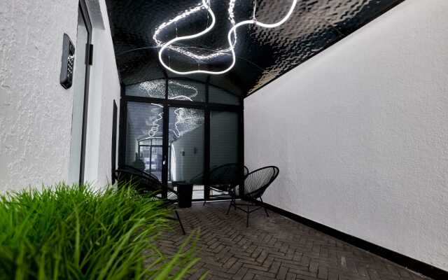EasyGuest U Niic im Burdenko Apartments