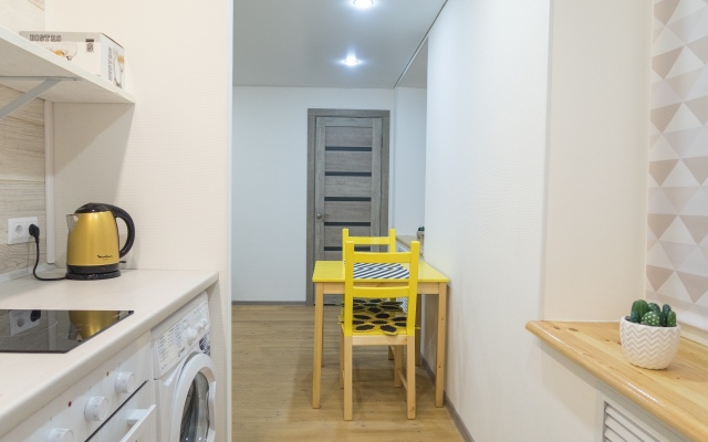 Квартира 50 Лет Октября 37