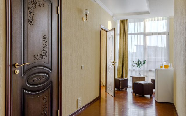 Relax Hotel