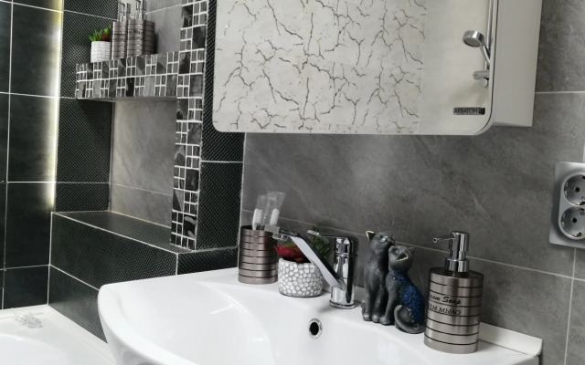 Квартира дизайнерская с видом на город вблизи Аэропорта