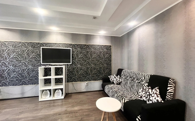 Апартаменты 51 Евродвушка в Центре Экспедиция на Север на Полярных Зорях, 19