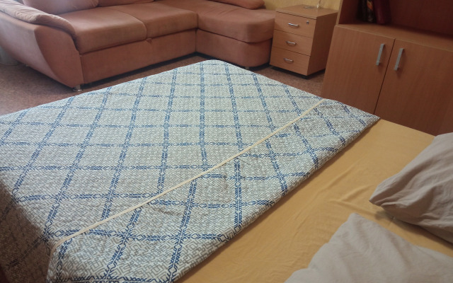 V Tsentre Flat