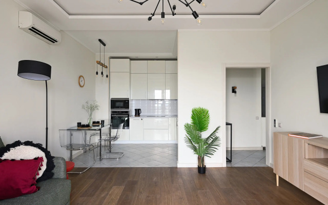 S Panoramnym Vidom Nedaleko ot Metro Apartments