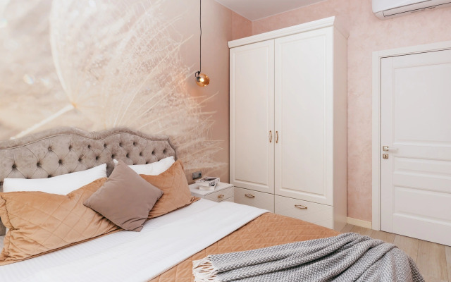 Na Ulitse Drazhinskogo 48 Flat