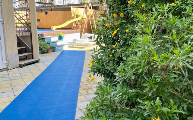 Kseniya U Morya Guest House