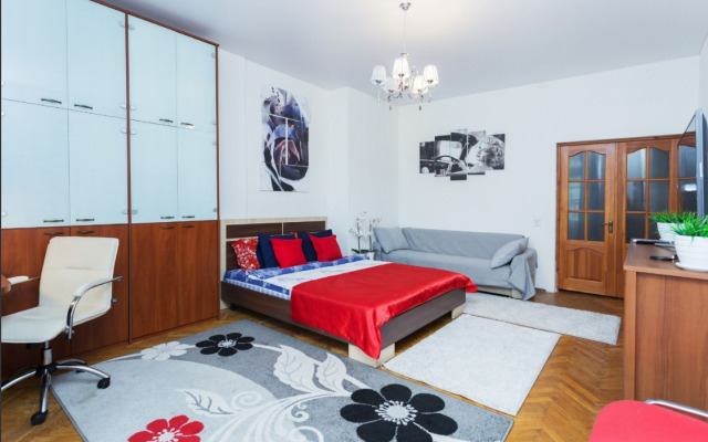U Vokzala Apartments