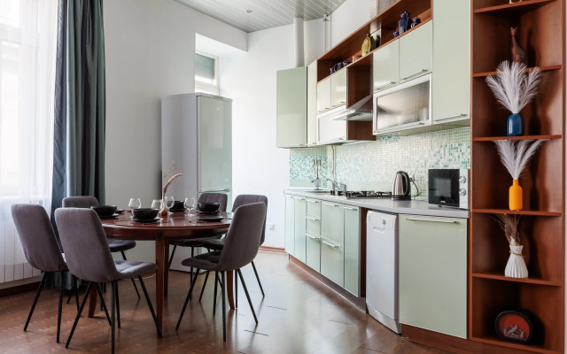 Апартаменты Трехкомнатные с балконом 8 гостей