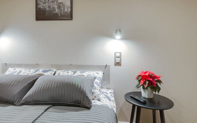Rotas on Chaykovskogo 36 Guest House