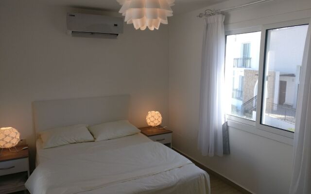 Simo Vacation Rentals Apartments