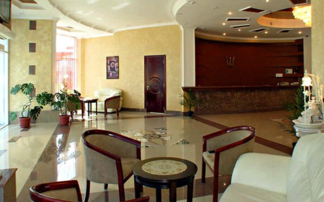 Crystal Apart Hotel