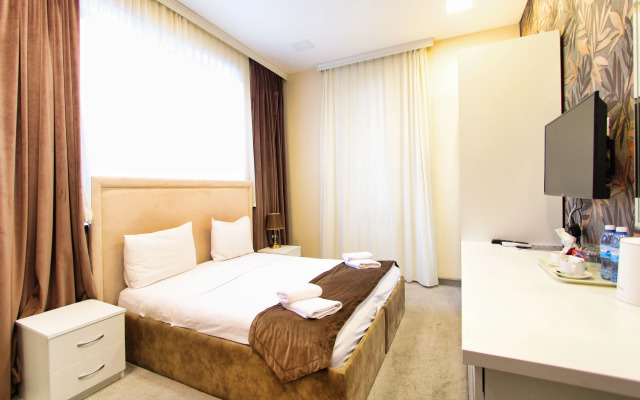 Sunday Boutique Hotel