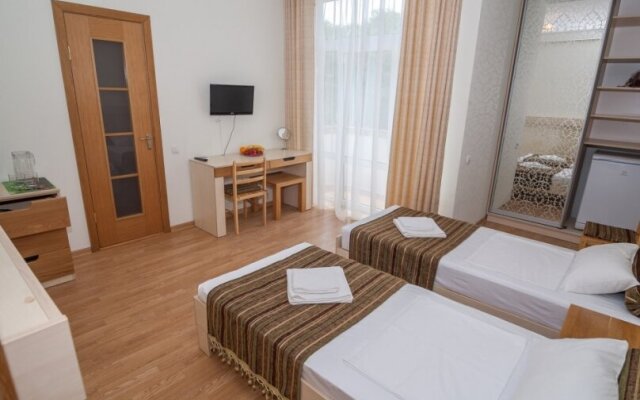 Nika Guest House