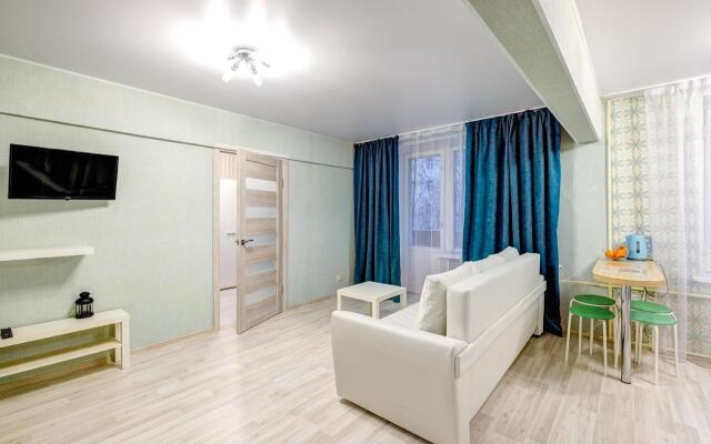 Berezhkovskaya Naberezhnaya 10 Apartments