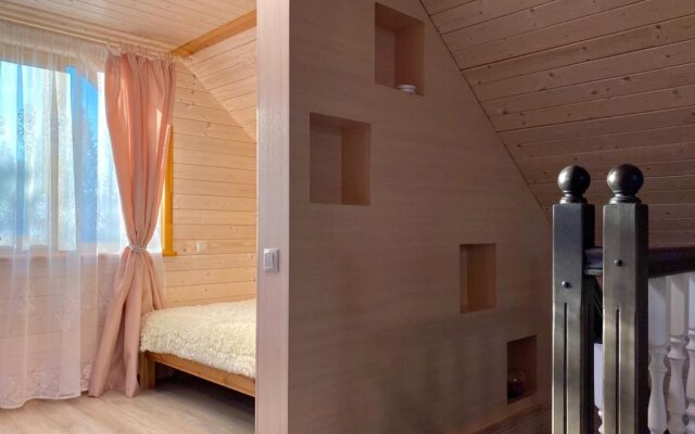 Частный дом Дом возле Ясеня