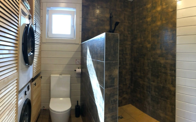 Частный дом на Скале