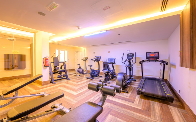 Abraj INN Royal Hotel