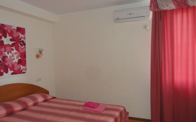 Romashka Guest House