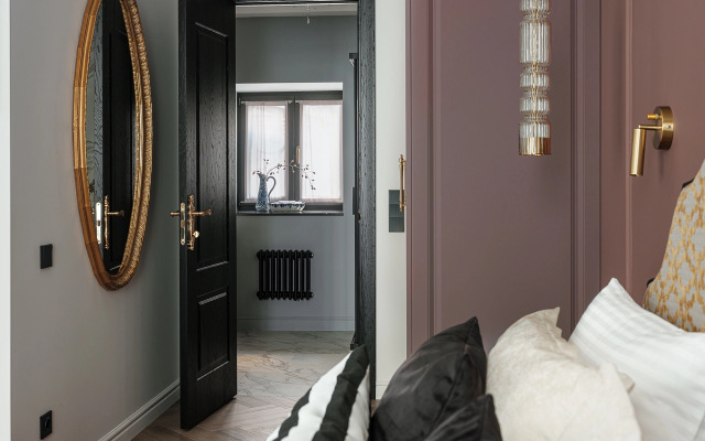 Квартира с авторским дизайном LetYourFlat Burgundy