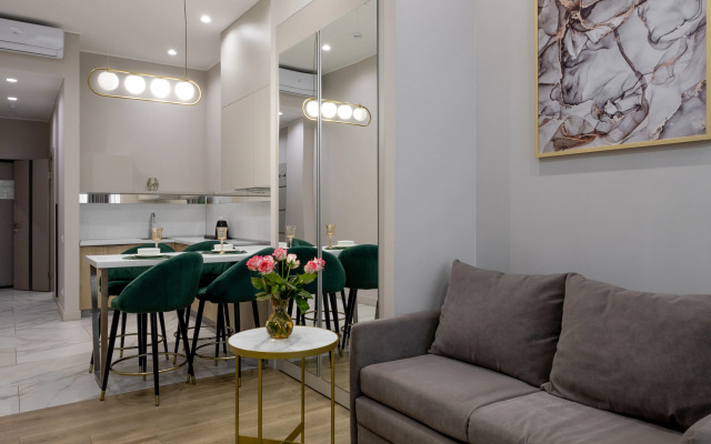 Апартаменты Mirror с видом на Навагинскую