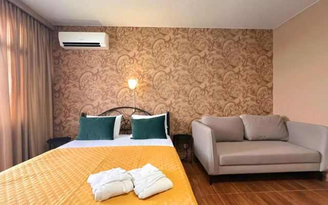 Nasezam Nizhneimeretinskaya 137a Flat