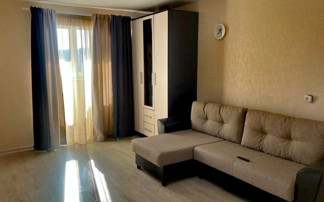 Na Ulitse Sudakskaya 8 Flat