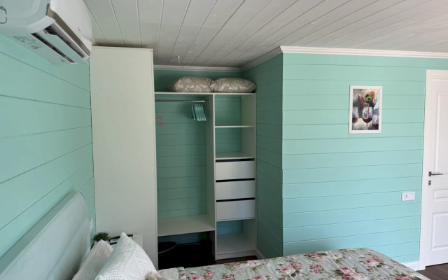 Частный Дом 550 с Тёплым бассейном Сауна Мангал Голубая Бухта