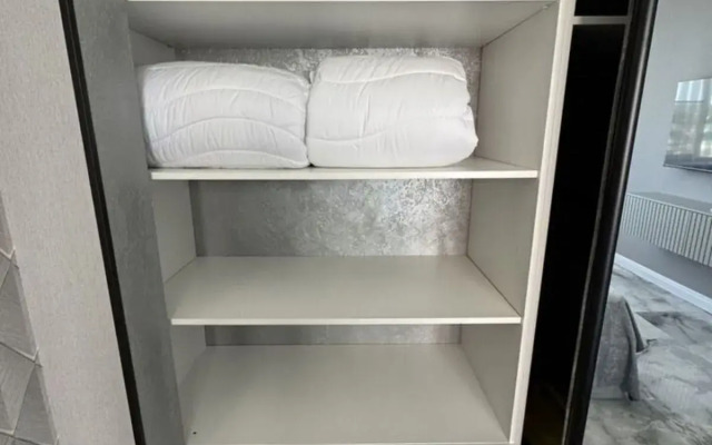 Roskoshnaya S Krasivym Vidom Flat