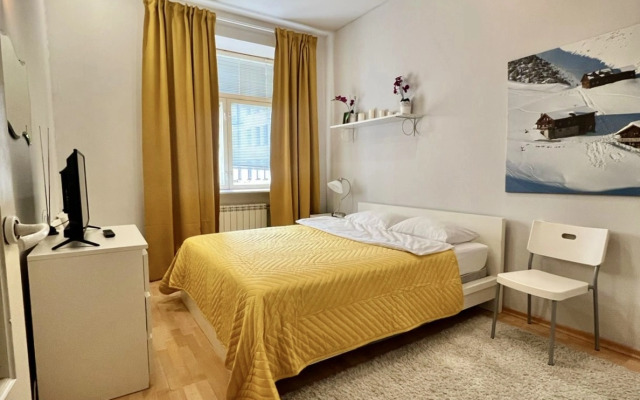 Апартаменты на Большой Конюшенной 3