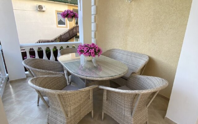 Na Aerodromnoy Guest House