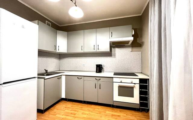 Квартира ШИКАРНАЯ КВАРТИРА С ПРОСТОРНОЙ ЛОДЖИЕЙ