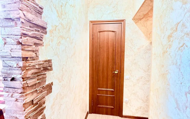 Квартира Полярная 7(1к)