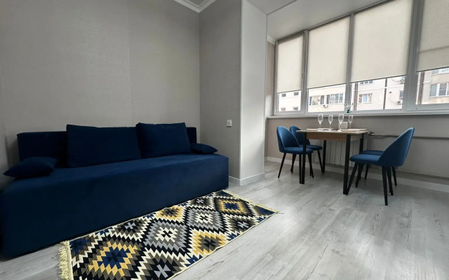 Lyuks Na Oranzhereynoy Apartments