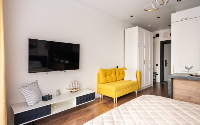Okruzhnoy Proezd 10B Apartments