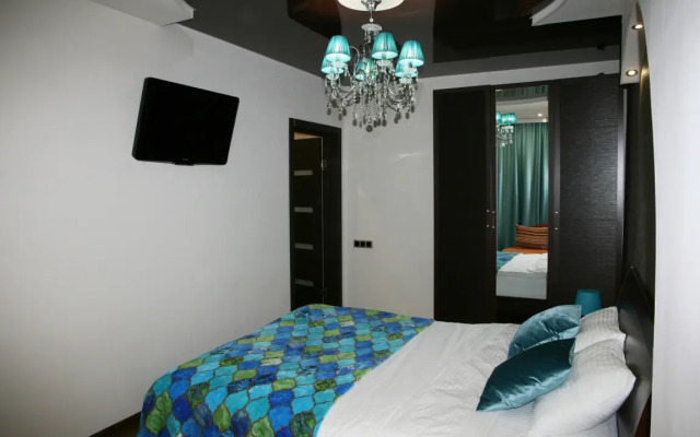 Lux Parizhskoj Komunyi 40 Apartments 1