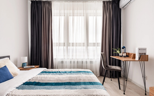 Vidovaya s balkonom na solnechnoj storone Flat
