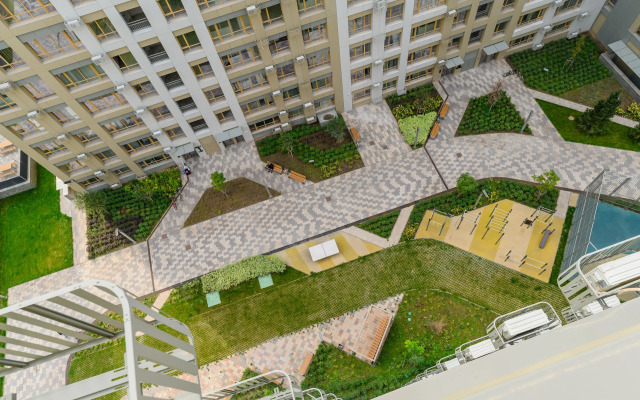Ryadom s Arbatom i Megoy Flat