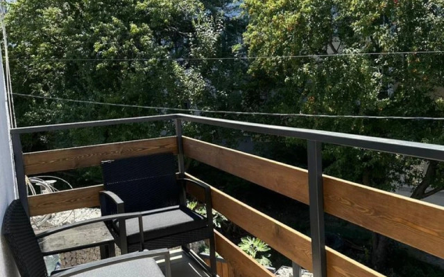 2-Kh Komnatnaya V Gostevom Dome Flat