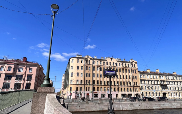 Апартаменты Студия с видом на канал Грибоедова