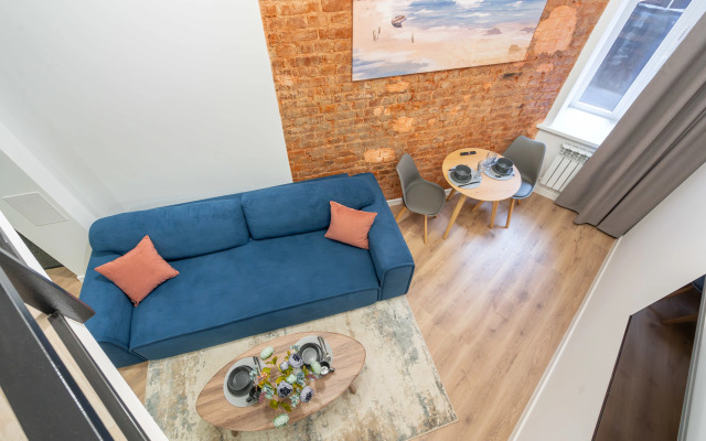 Prostornaya Studiya V Centre Peterburga Flat