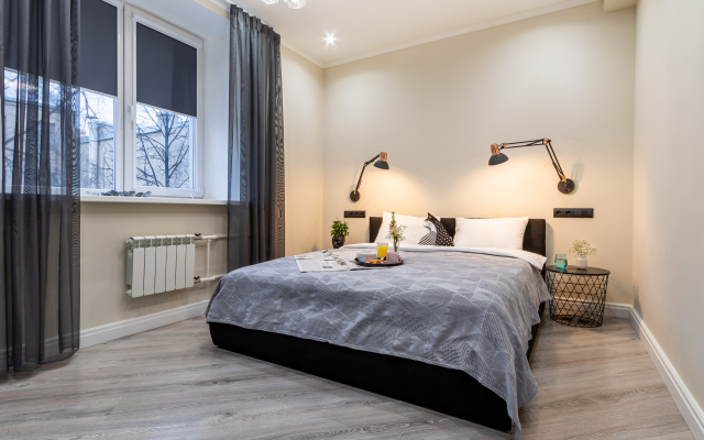 Апартаменты Авторская квартира с камином в самом сердце СПБ