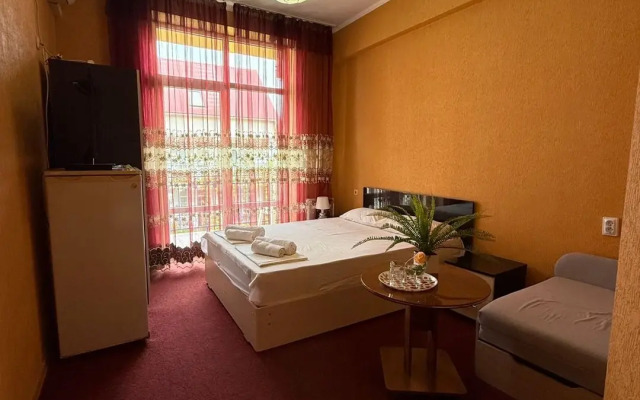 L' Etual Guest House